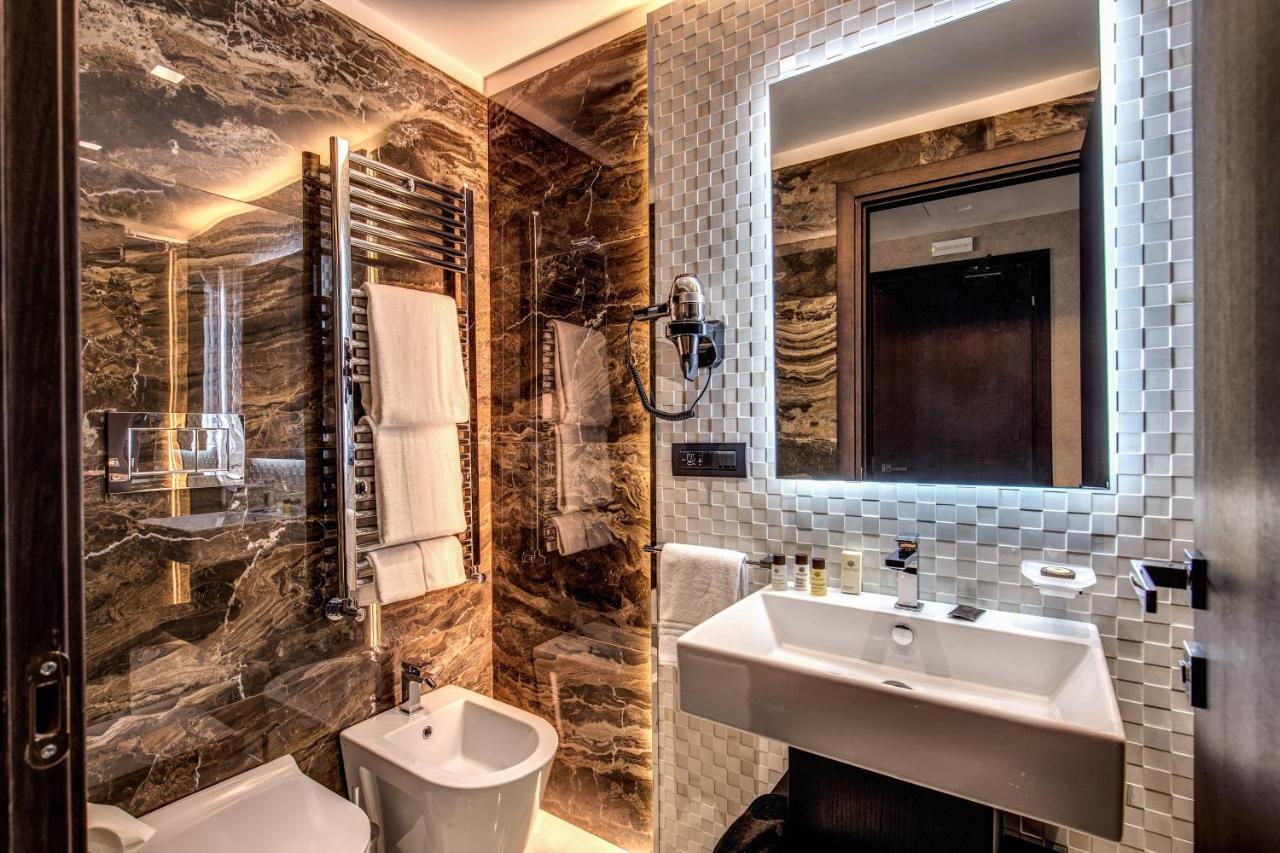 Hotel Prassede Palace 4*